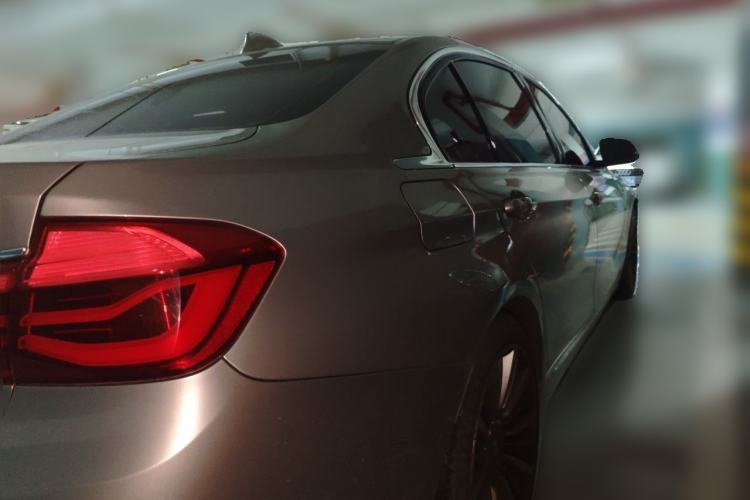 Used BMW 3 Series 2018 320Li Leading Luxury Package Rear Right 45 Deg