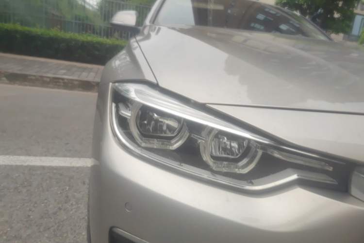 Used BMW 3 Series 2018 320Li Fashion Model Right Front Headlight