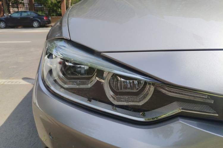 Used BMW 3 Series 2018 320Li Fashion Model Right Front Headlight