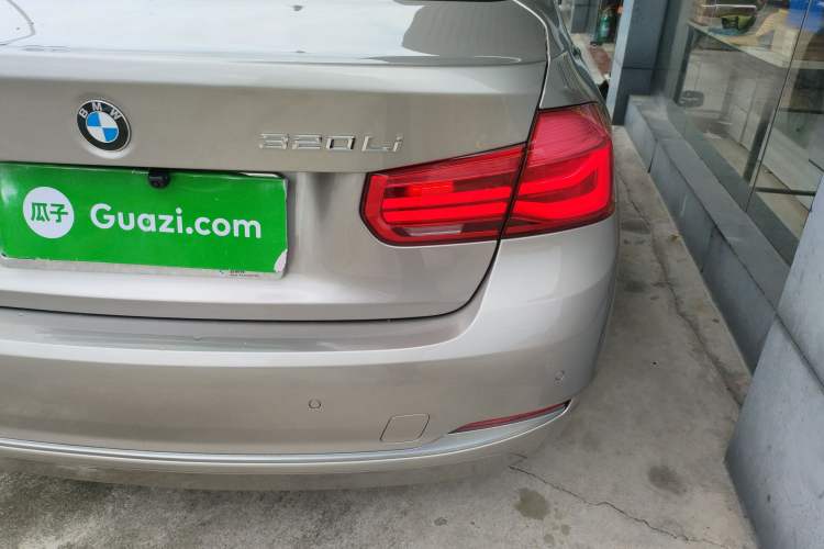 Used BMW 3 Series 2018 320Li Fashion Model Right Rear Taillight