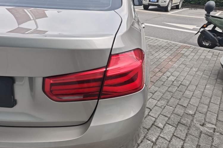 Used BMW 3 Series 2018 318Li Right Rear Taillight