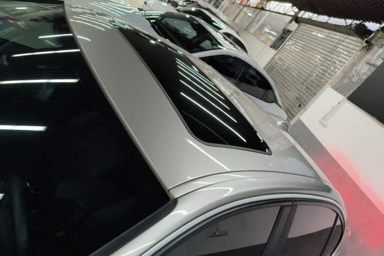Used BMW 3 Series 2018 320Li Fashion Model Roof