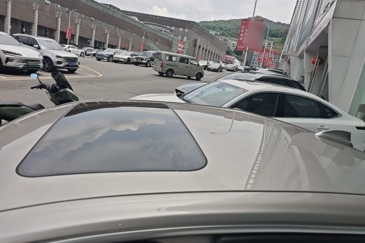 Used BMW 3 Series 2018 318Li Roof
