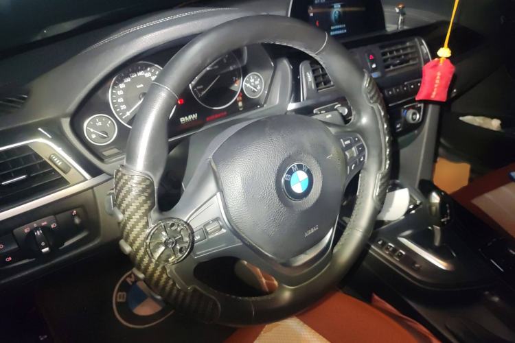 Used BMW 3 Series 2018 320Li Fashion Model Steering Wheel