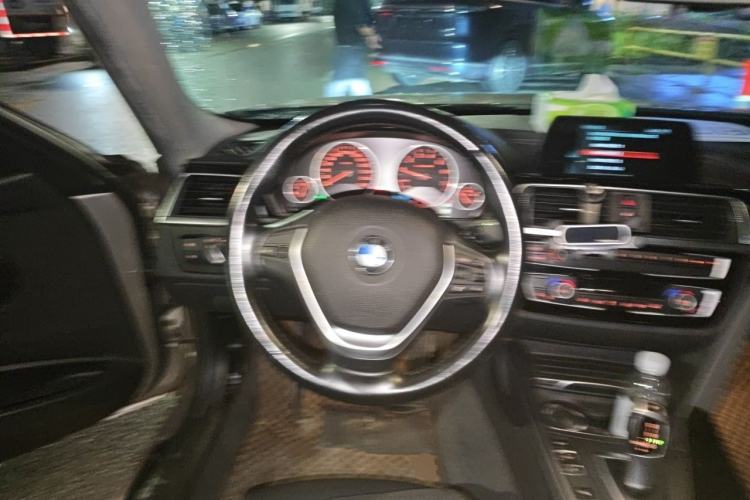 Used BMW 3 Series 2018 318Li Steering Wheel
