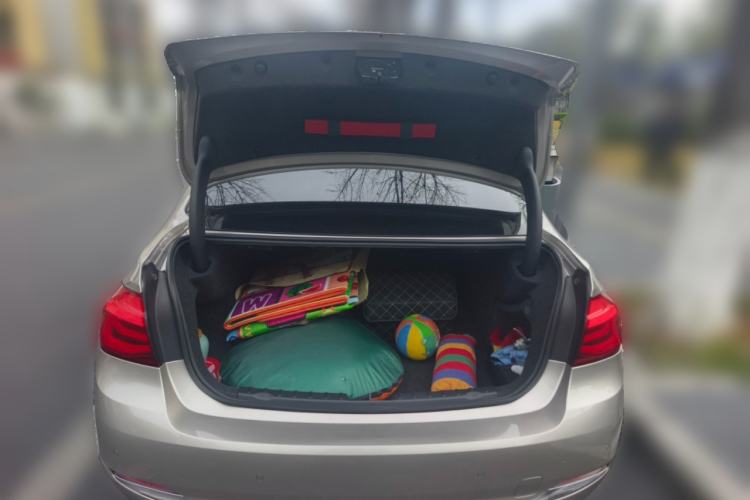 Used BMW 3 Series 2018 320Li Leading Luxury Package Trunk