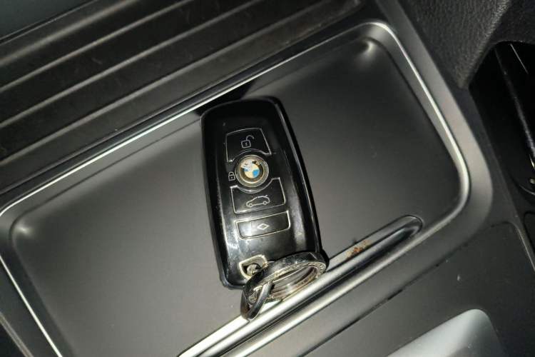 Used BMW 3 Series 2018 320Li Fashion Model Vehicle Key