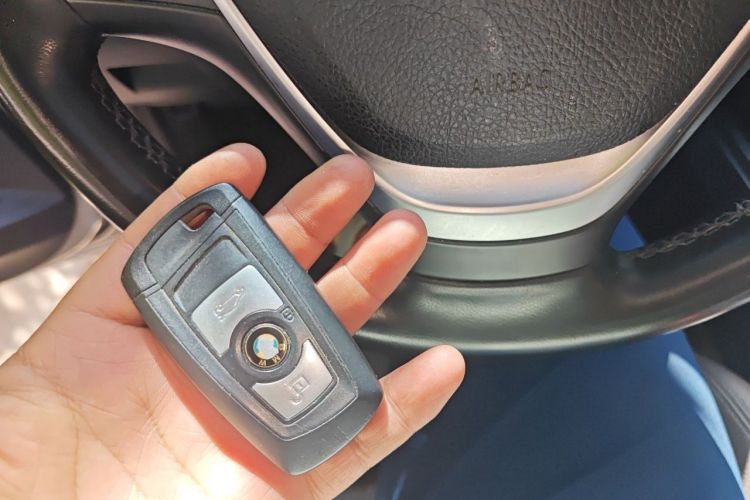Used BMW 3 Series 2018 320Li Fashion Model Vehicle Key