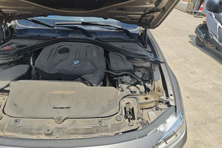 Used BMW 3 Series 2018 320Li Fashion Model Engine Bay Left