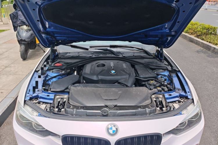 Used BMW 3 Series 2018 330i M Sport Night Edition Engine Bay