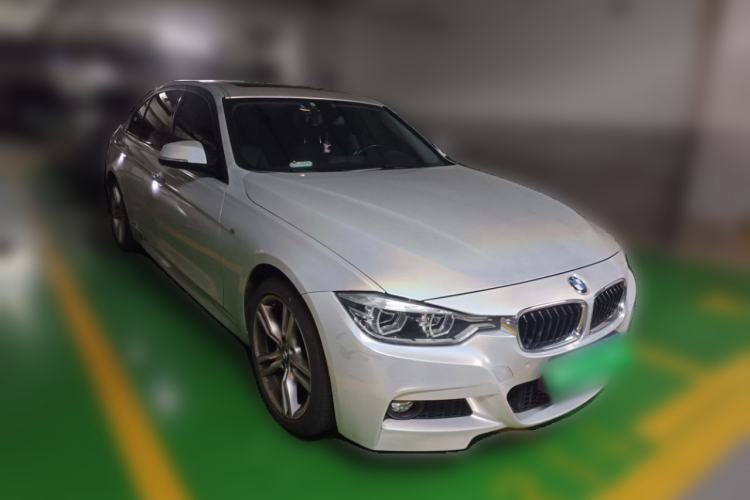 Used BMW 3 Series 2018 320Li Leading Model M Sport Package Front Right 45 Deg