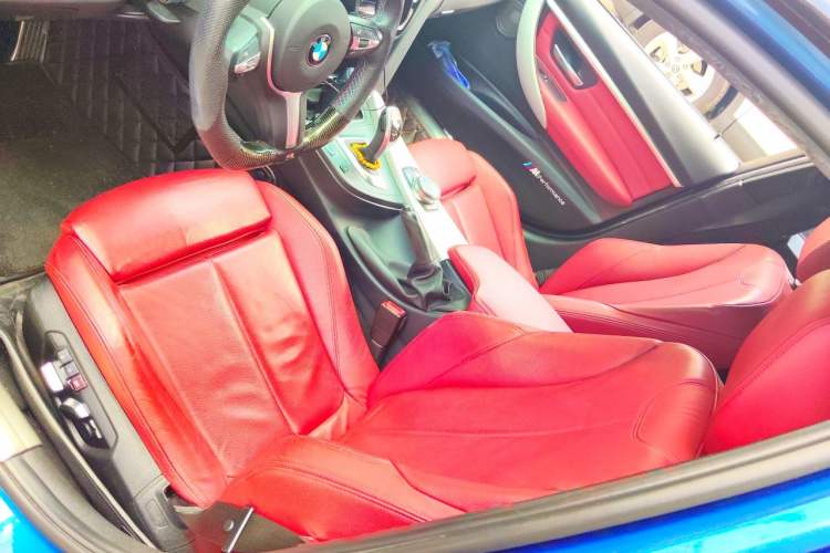 Used BMW 3 Series 2018 330i M Sport Night Edition Left Front Seat