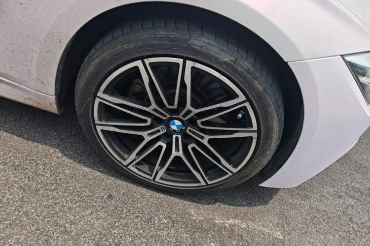 Used BMW 3 Series 2018 330i M Sport Night Edition Right Front Wheel Hub