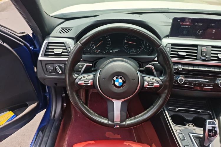 Used BMW 3 Series 2018 330i M Sport Night Edition Steering Wheel