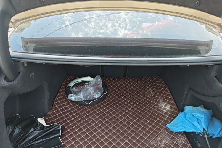 Used BMW 3 Series 2018 320Li Fashion Model Trunk