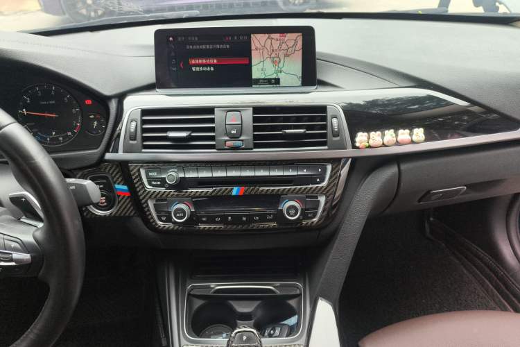 Used BMW 3 Series 2018 320Li Leading Model M Sport Package Audio And AC Panel