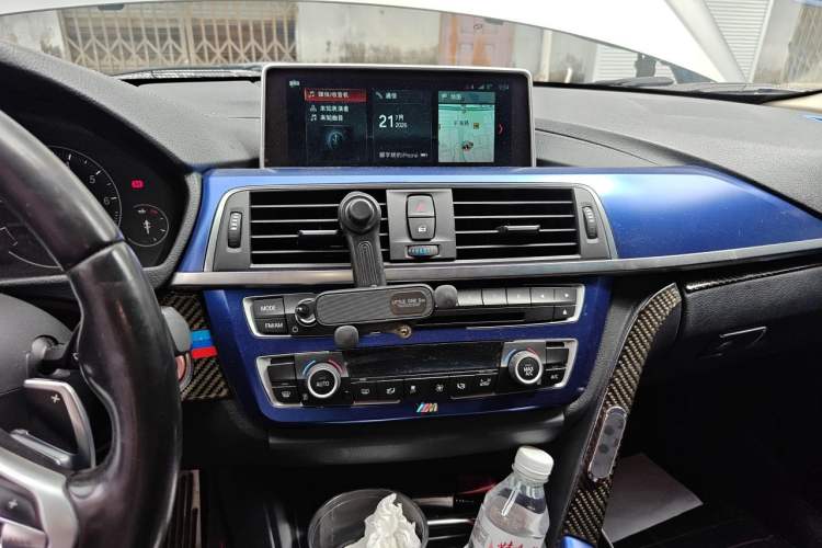 Used BMW 3 Series 2018 320Li Leading Model M Sport Package Audio And AC Panel