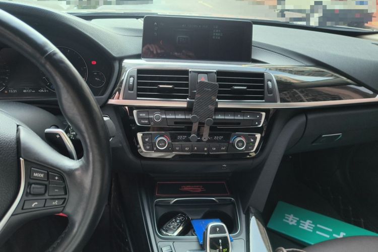 Used BMW 3 Series 2018 320Li Leading Luxury Package Audio And AC Panel