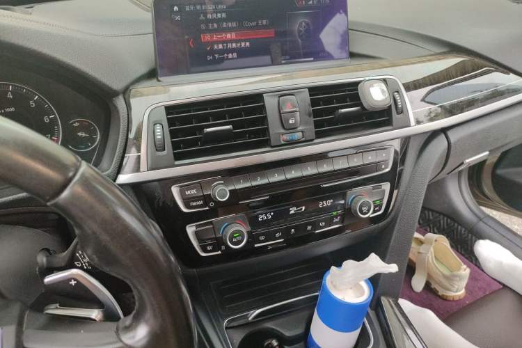 Used BMW 3 Series 2018 320Li M Sport Night Edition Audio And AC Panel