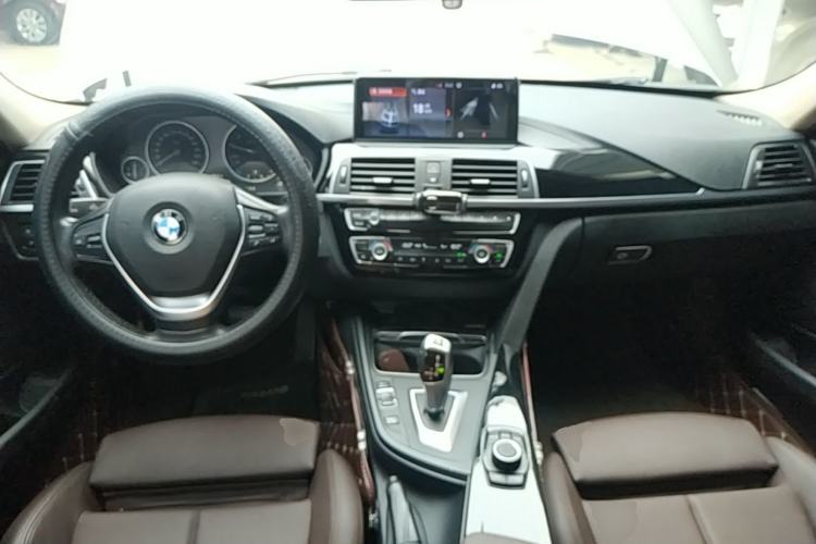 Used BMW 3 Series 2018 320Li Fashion Model Center Console