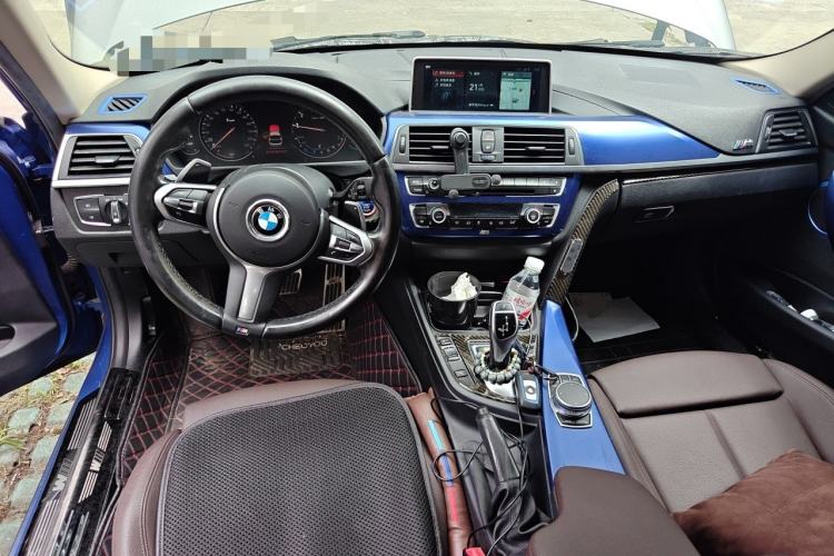 Used BMW 3 Series 2018 320Li Leading Model M Sport Package Center Console