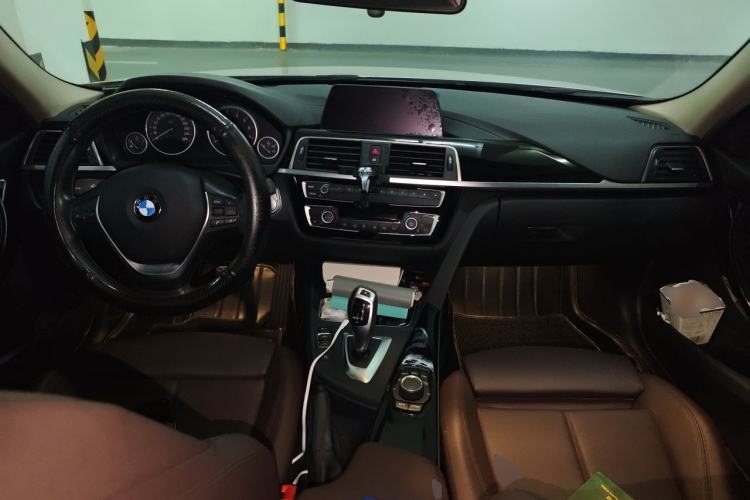 Used BMW 3 Series 2018 320Li Fashion Model Center Console