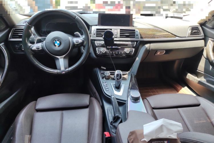 Used BMW 3 Series 2018 320Li M Sport Night Edition Center Console