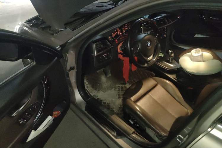 Used BMW 3 Series 2018 320Li Fashion Model Driver Seat