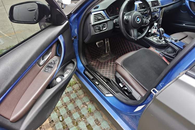 Used BMW 3 Series 2018 320Li Leading Model M Sport Package Driver Seat