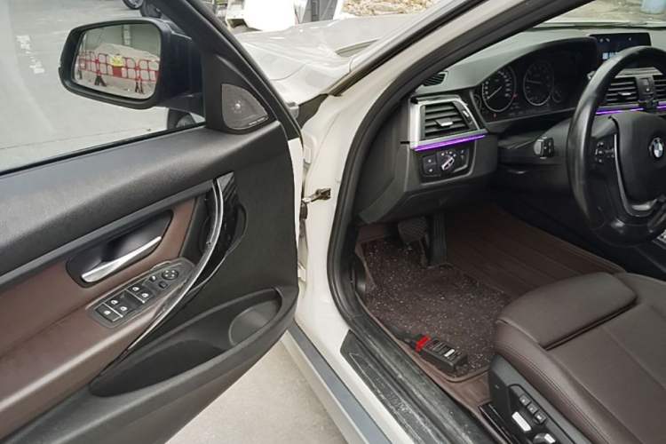 Used BMW 3 Series 2018 320Li Fashion Model Driver Seat