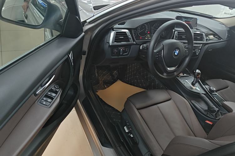 Used BMW 3 Series 2018 320Li Fashion Model Driver Seat