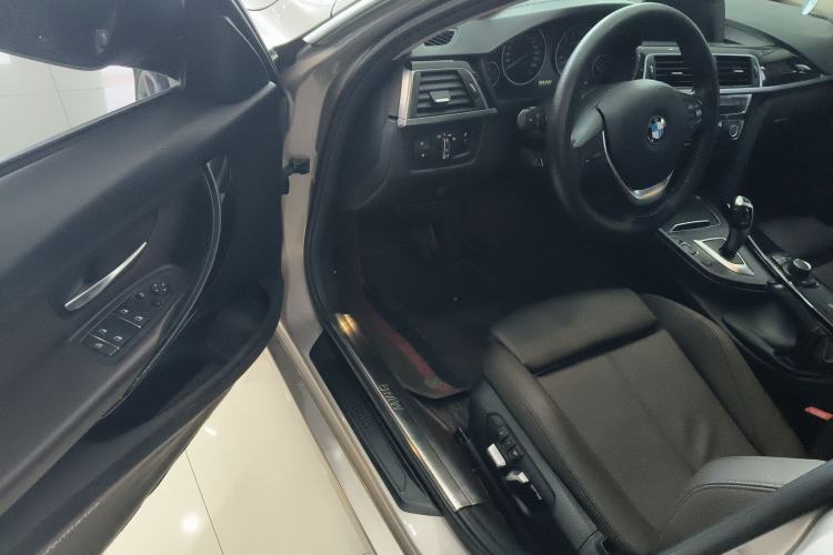 Used BMW 3 Series 2018 320Li Fashion Model Driver Seat