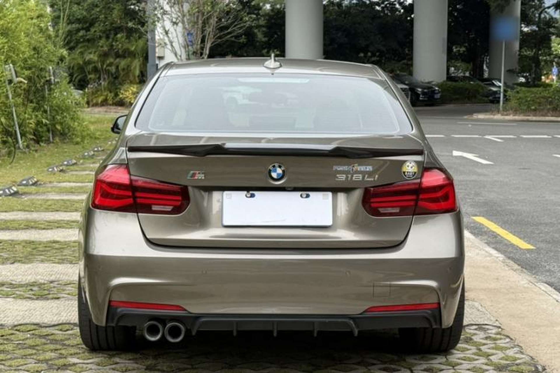 Used BMW 3 Series 2018 330Li M Sport Shadow Edition Exterior 10