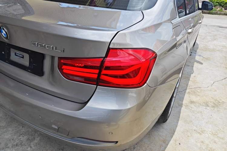 Used BMW 3 Series 2018 320Li Fashion Model Exterior 3