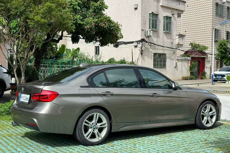 Used BMW 3 Series 2018 320Li Leading Model M Sport Package Exterior 4