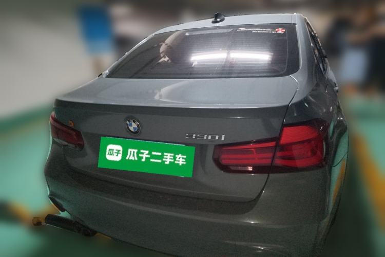 Used BMW 3 Series 2018 330i M Sport Night Edition Exterior 4