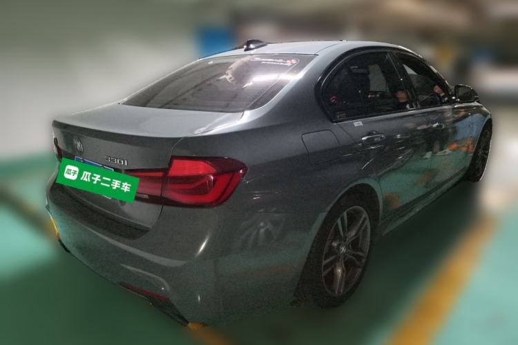 Used BMW 3 Series 2018 330i M Sport Night Edition Exterior 5