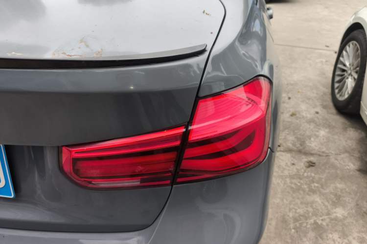 Used BMW 3 Series 2018 320Li Leading Model M Sport Package Exterior 6