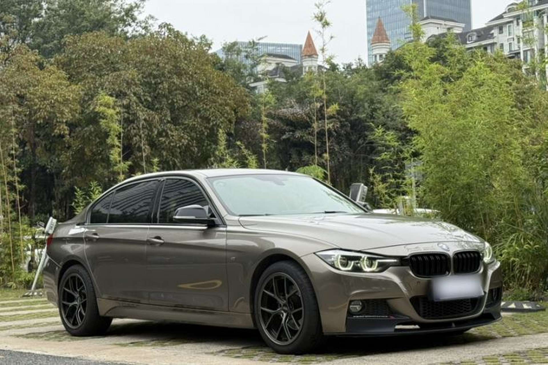 Used BMW 3 Series 2018 330Li M Sport Shadow Edition Exterior 6