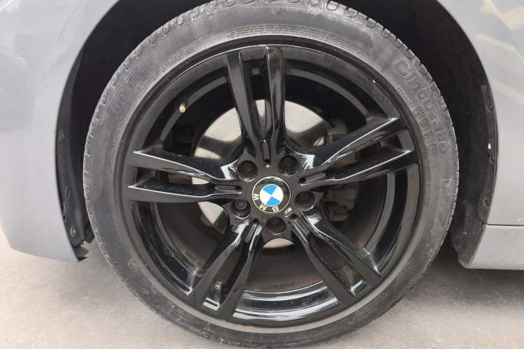 Used BMW 3 Series 2018 320Li Leading Model M Sport Package Exterior 7