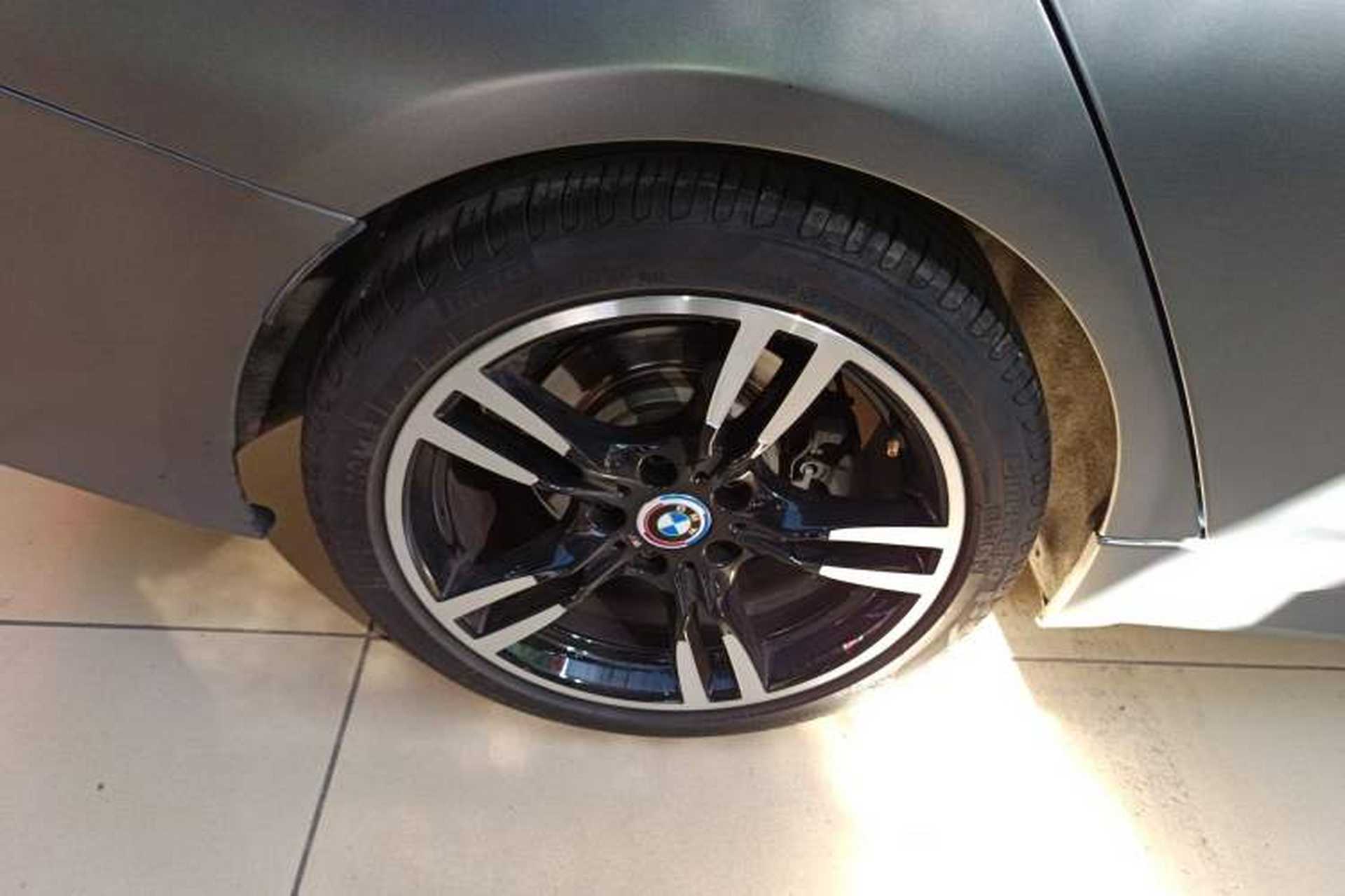 Used BMW 3 Series 2018 320Li M Sport Night Edition Exterior 8