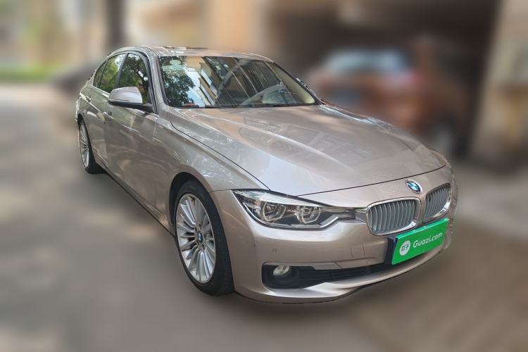 Used BMW 3 Series 2018 320Li Fashion Model Front Right 45 Deg