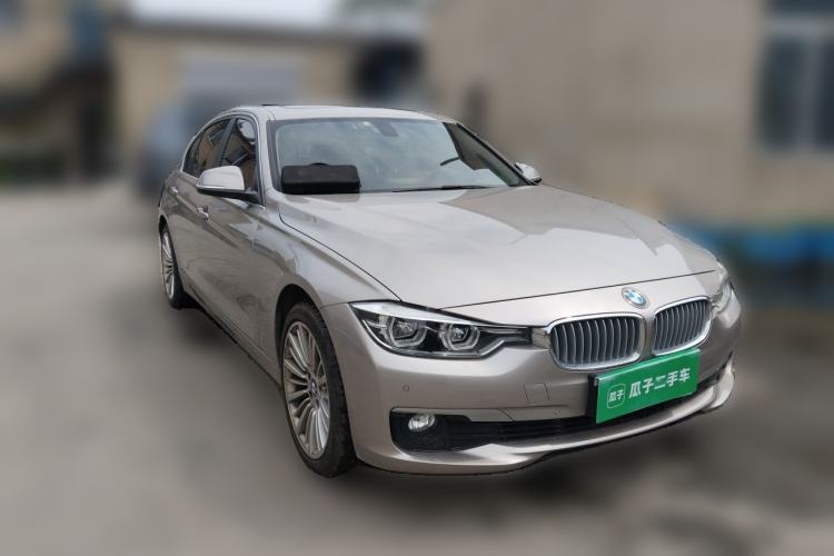 Used BMW 3 Series 2018 320Li xDrive Fashion Model Front Right 45 Deg