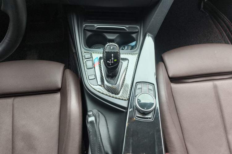 Used BMW 3 Series 2018 320Li Leading Model M Sport Package Gear Lever