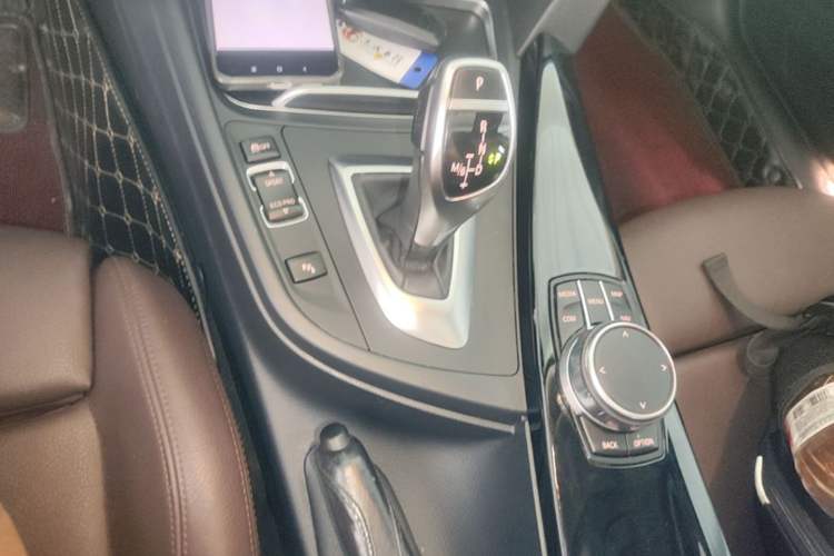 Used BMW 3 Series 2018 320Li Leading Model M Sport Package Gear Lever