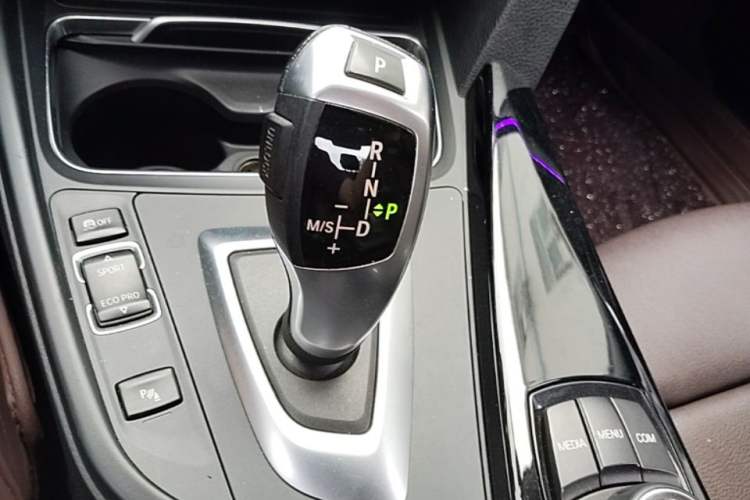 Used BMW 3 Series 2018 320Li Fashion Model Gear Lever