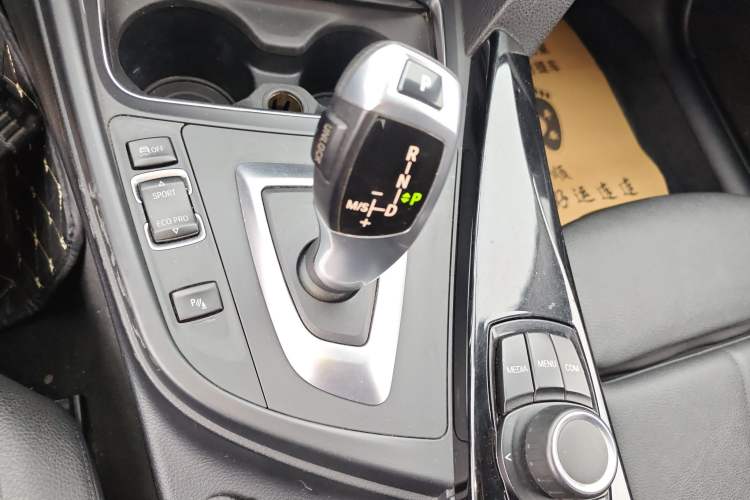 Used BMW 3 Series 2018 318Li Gear Lever