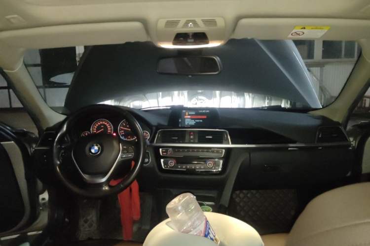 Used BMW 3 Series 2018 320Li Fashion Model Headliner