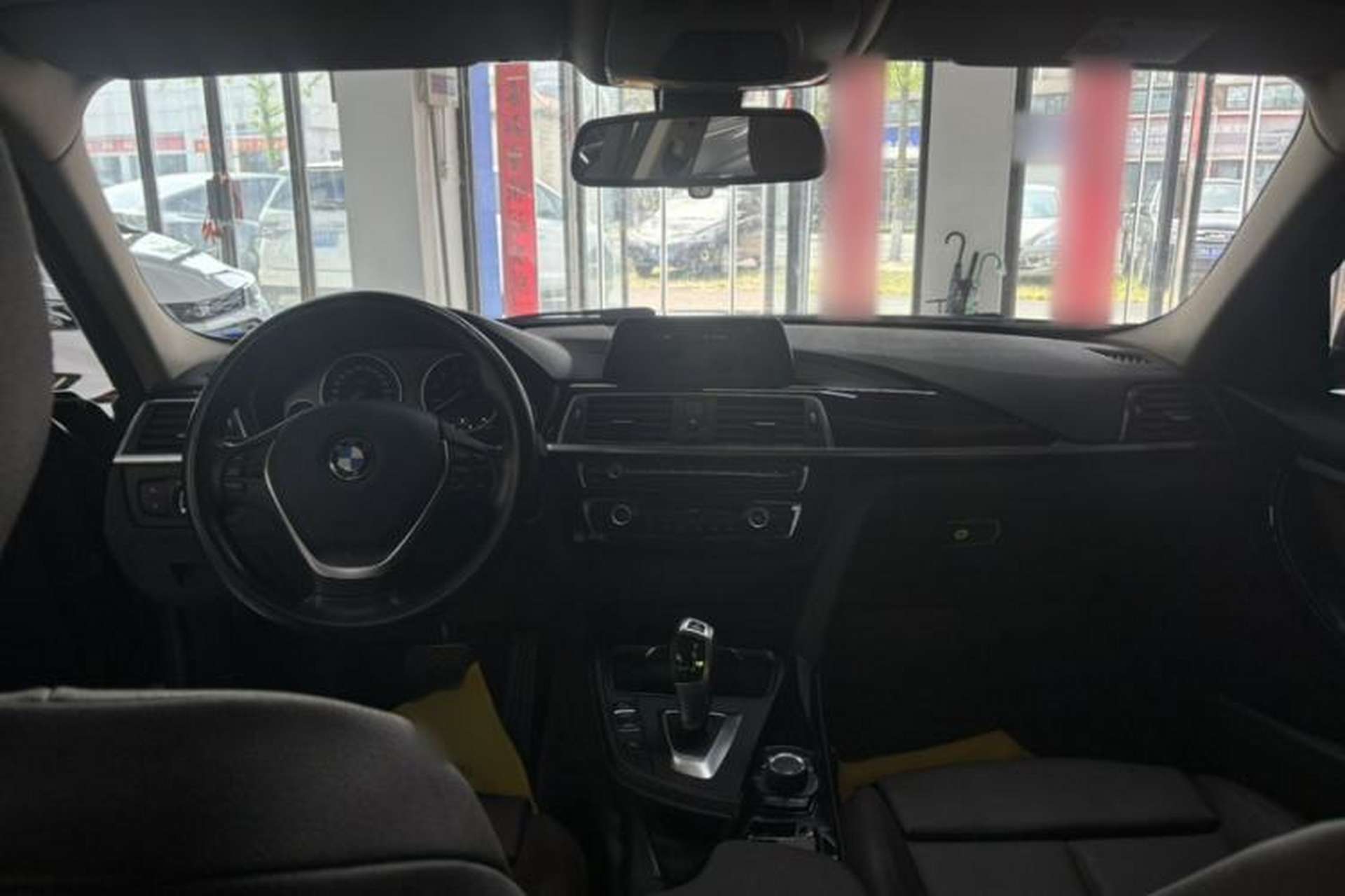 Used BMW 3 Series 2018 320Li Fashion Model Interior 1