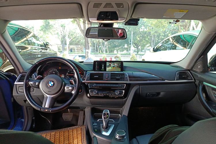 Used BMW 3 Series 2018 320Li M Sport Night Edition Interior 2